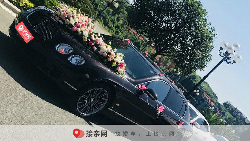 成都扎婚车多少钱 成都扎婚车一般多少钱