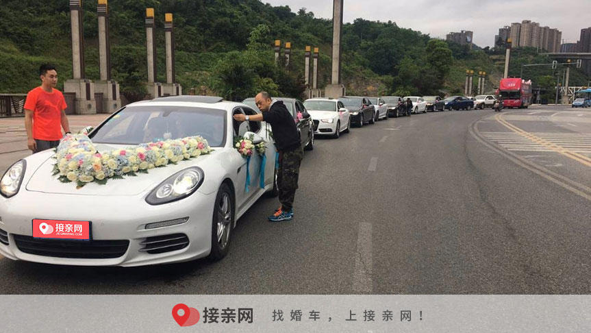 婚庆婚车一般用什么花