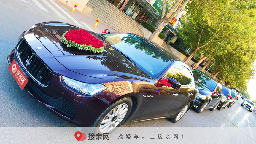 鲜花装饰婚车大约多少钱一个