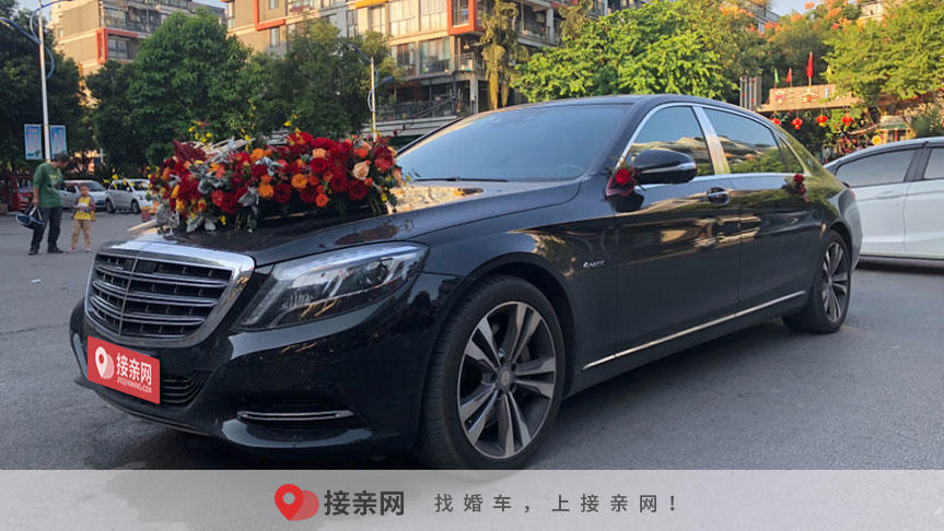 婚车用鲜花装饰要多少钱
