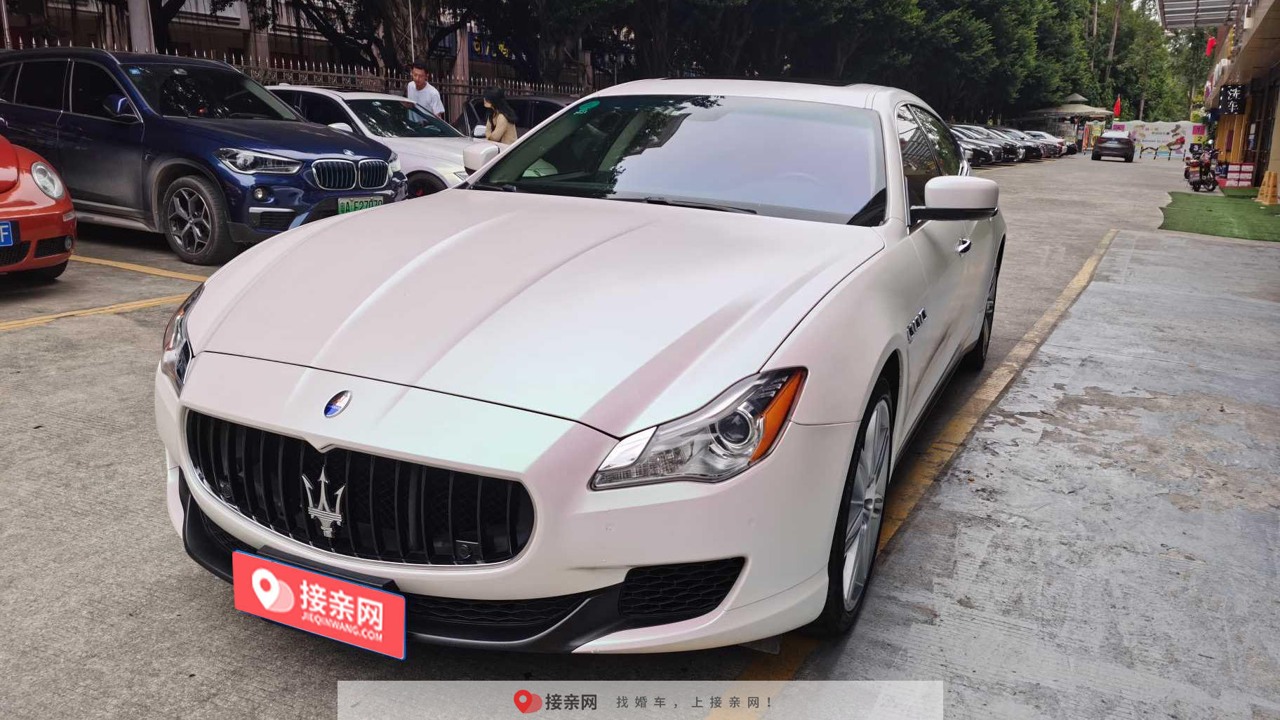 广东豪车出租  豪车租赁费用大全