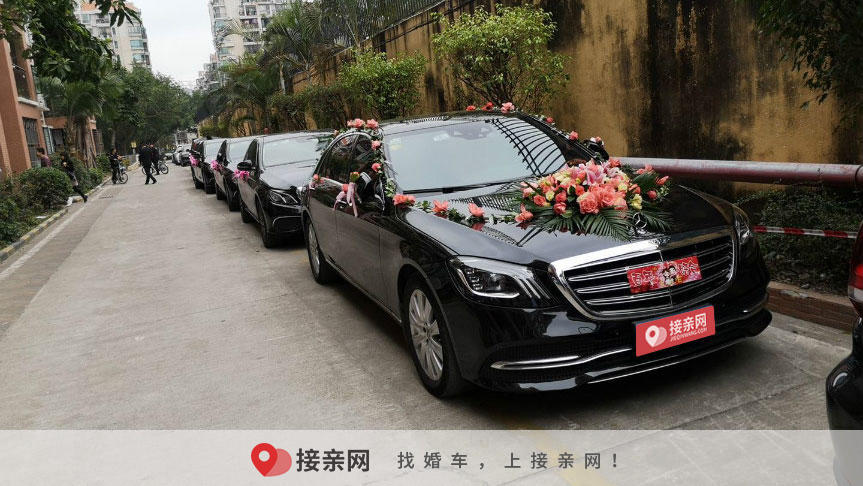 婚车奔驰e300租一天多少钱