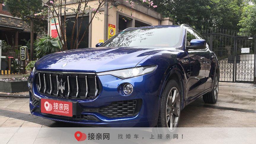 租一辆劳斯莱斯当婚车一天多少钱