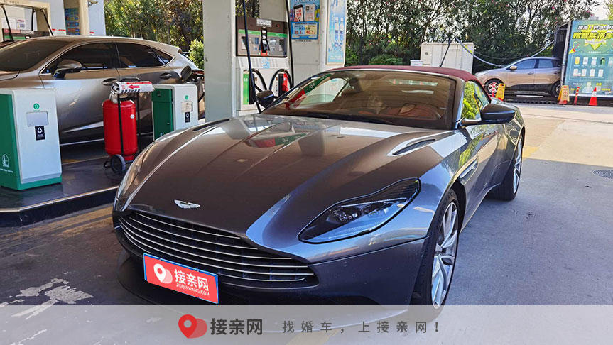 10辆婚庆车队多少钱 2025婚车价目表