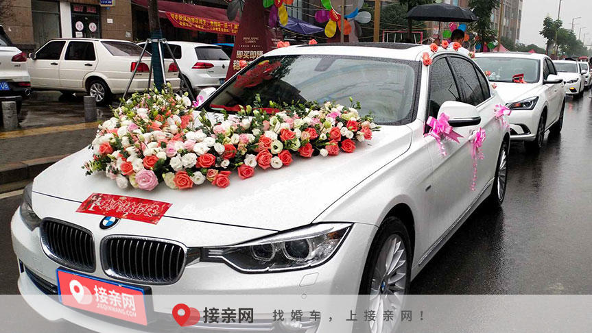 婚车真花和假花哪一个比较好