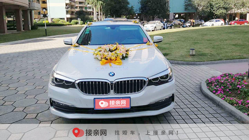 婚庆车队奥迪a6一趟多少钱
