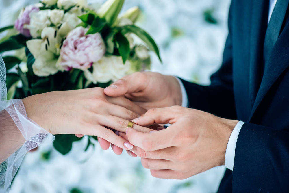 重庆请婚庆公司费用多少 锦绣良缘婚庆策划服务公司如何