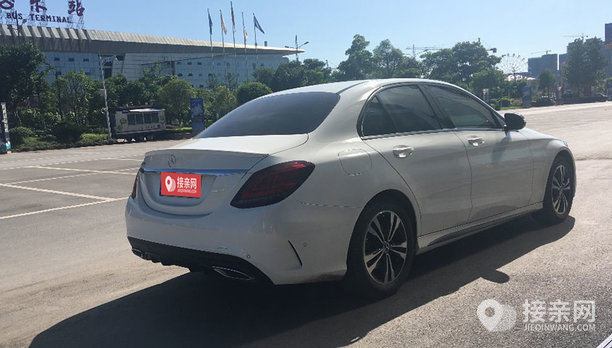 奔驰c级婚车