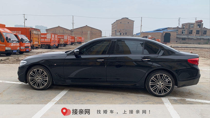 宝马婚车队6辆多少钱咸阳大概416一辆