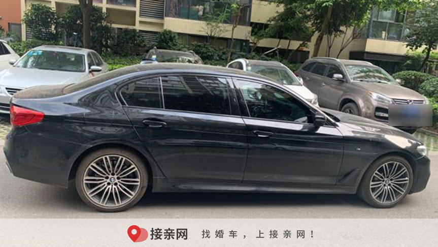成都结婚请车队多少钱宝马5系580元一次
