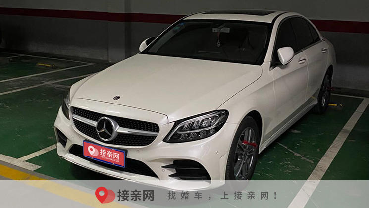 奔驰c级当婚车出租大概380元一次