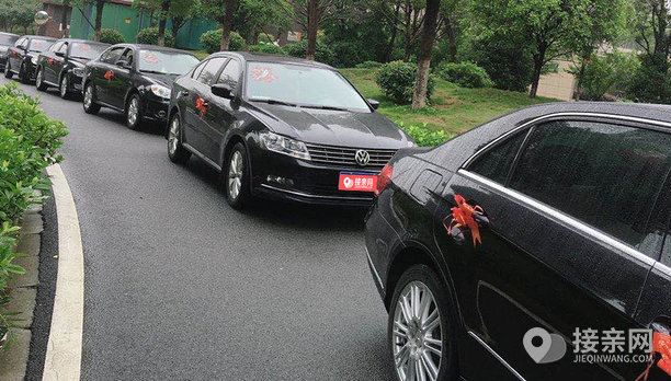 【随州奔驰e级 大众朗逸婚庆车队租赁价格1649元】随州婚礼车队一般