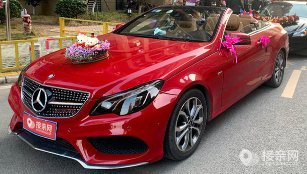 奔驰e级敞篷婚车