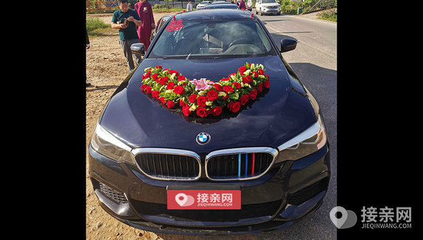 套餐宝马5系+30辆宝马5系婚车