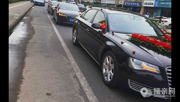 奥迪a8l 5辆奥迪a6l婚车队