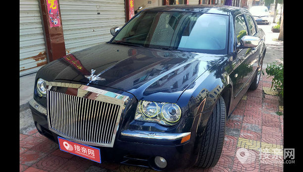 克莱斯勒300c婚车