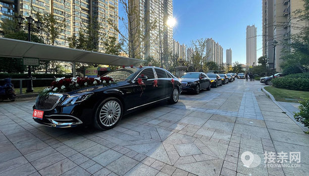 【阜阳奔驰s级 奔驰e级婚庆车队租赁价格3570元】阜阳婚礼车队一般
