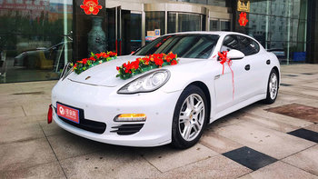 在滨州租一辆保时捷Panamera做婚车要多少钱？