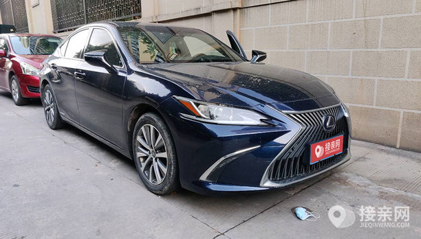 雷克萨斯es婚车