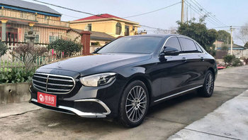 杨先生提供奔驰E级岳阳婚庆用车600元起