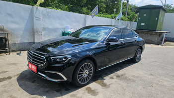南京奔驰E级婚车 666元可以租一次
