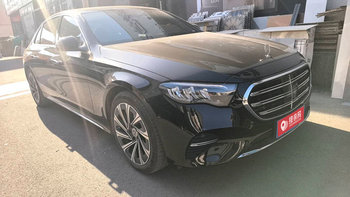 乌鲁木齐奔驰E级婚车租赁多少钱？乌鲁木齐奔驰E级婚车价格介绍