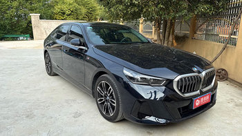 金华租婚车价格表：宝马5系