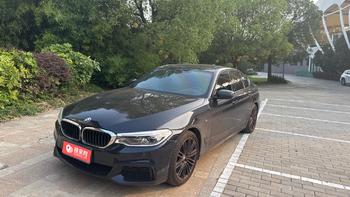 无锡婚车租赁价格一览表：宝马5系大约800元