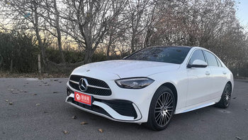 最新太原奔驰C级婚车价格曝光 太原奔驰C级婚车租赁详情